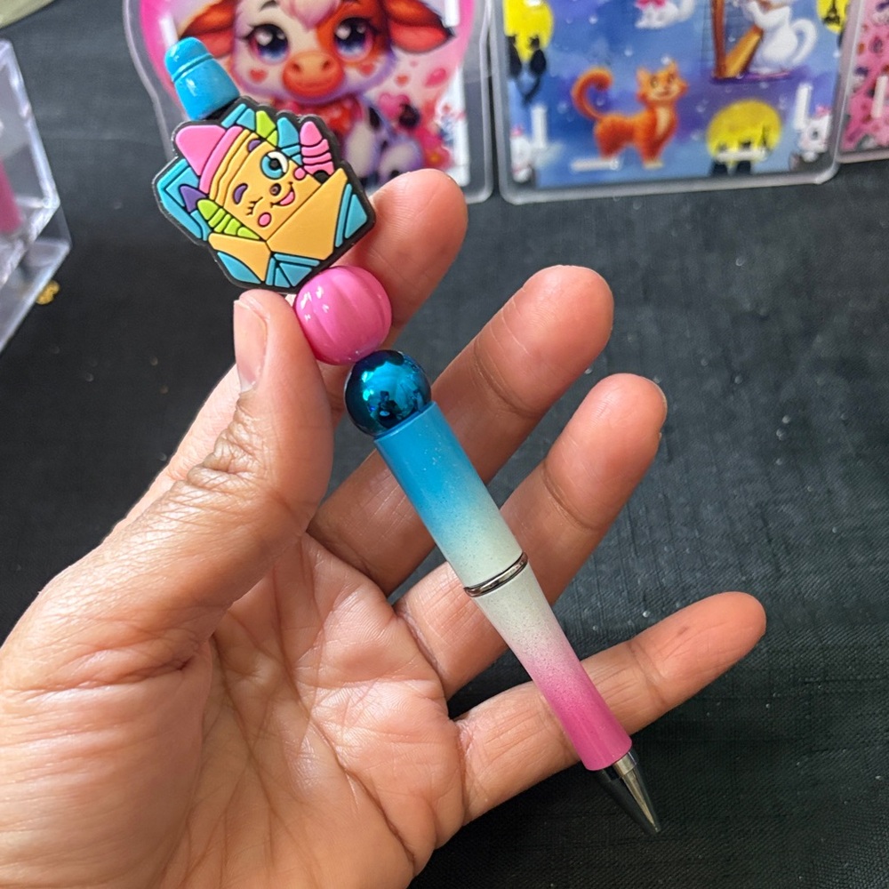 Colorful Pen - Picture 2 of 6